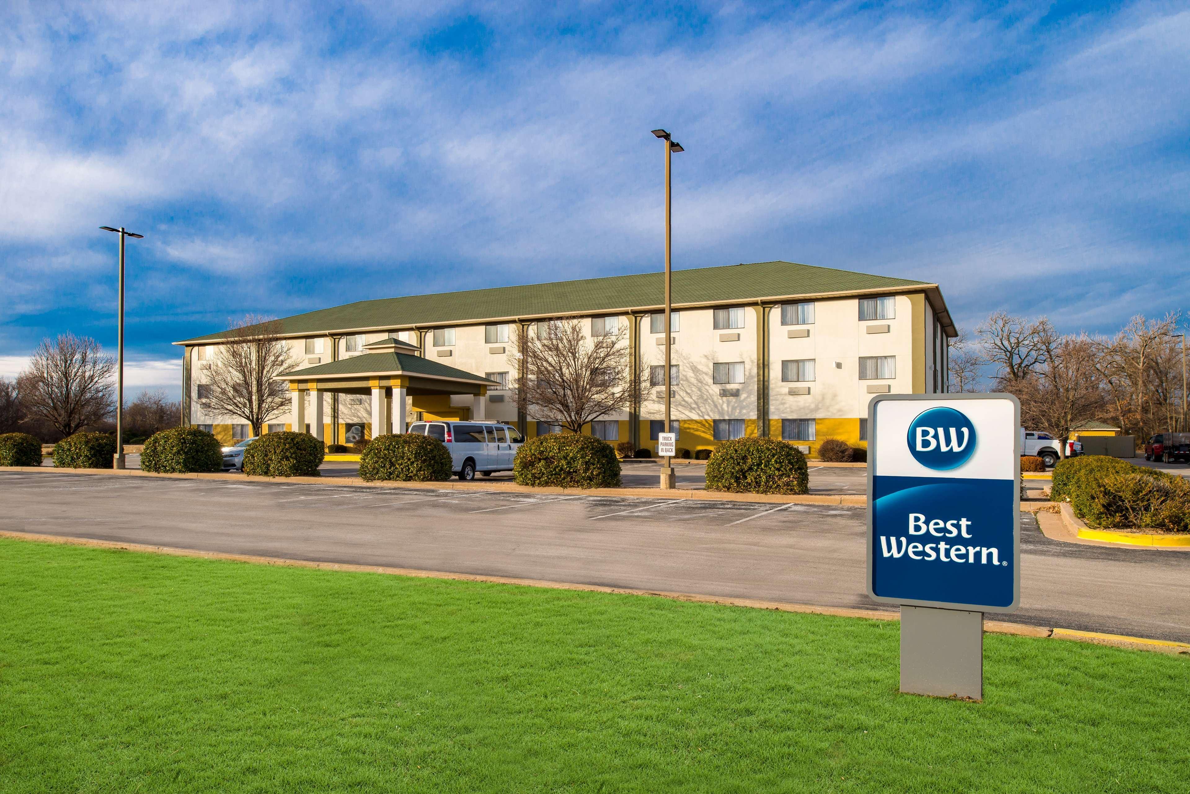 Best Western Big Spring Lodge Neosho Exterior photo