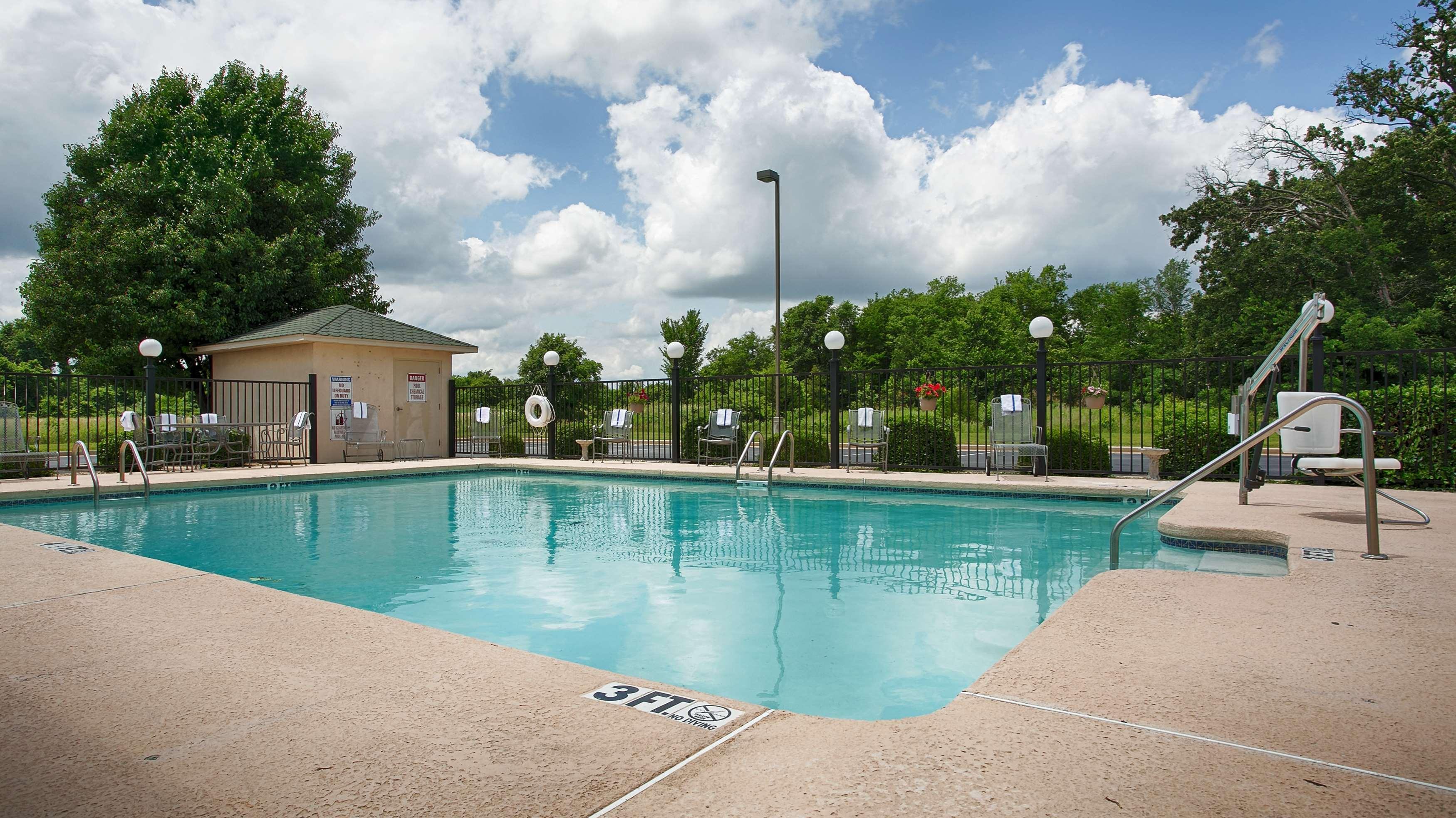 Best Western Big Spring Lodge Neosho Exterior photo