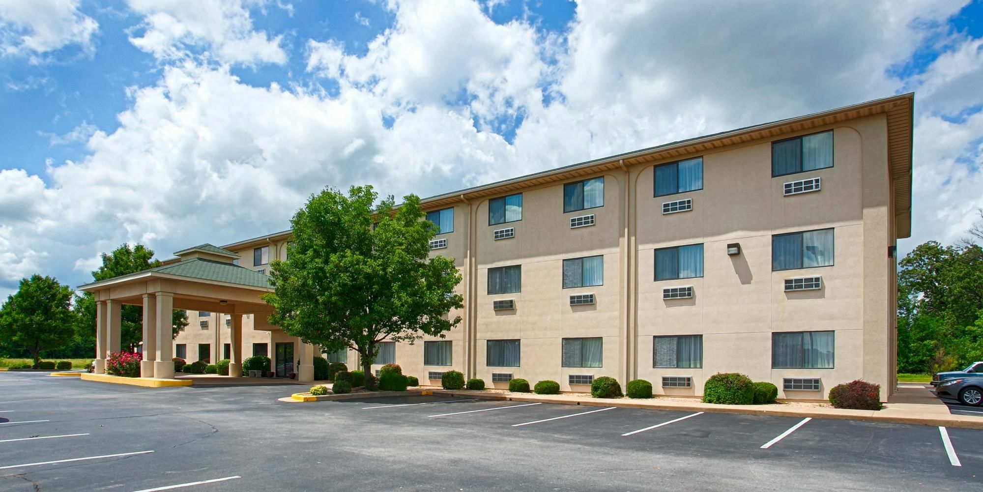 Best Western Big Spring Lodge Neosho Exterior photo